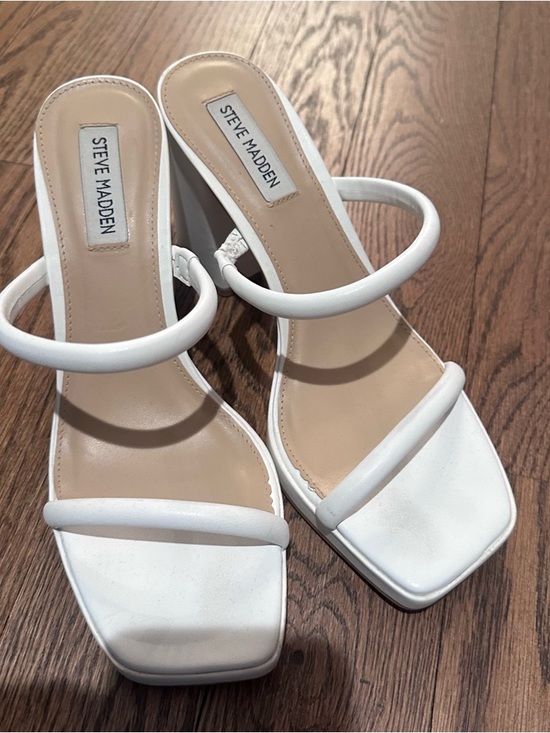 Steve Madden Polly Block Heel Sandals White - Picture 2 of 3